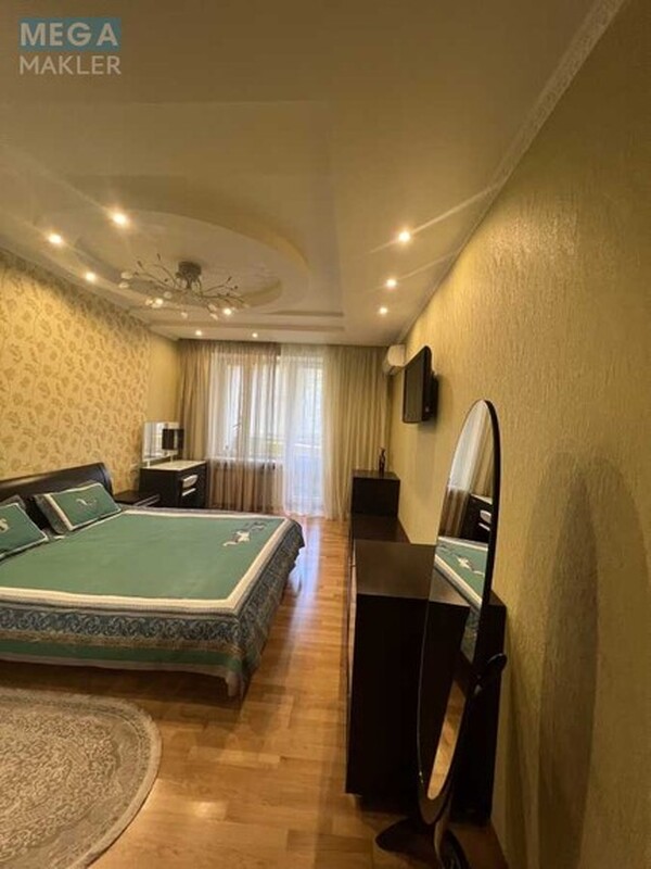 Продаж 4 кімнатної квартири (120/?/14), 2 пов. 25 пов. будинку, <a class="location-link" href="/kiev/" title="Недвижимость Київ">Київ</a>, <a class="location-link" href="/kiev/solomenskij/" title="Недвижимость Солом'янський район">Солом'янський р-н</a>, Волинська вул., 10 (изображение 12)