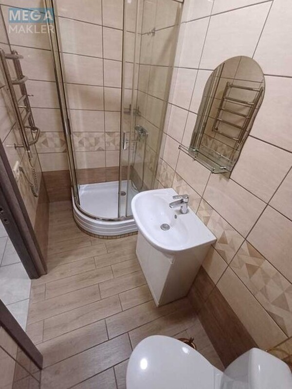 Оренда 1 кімнатної квартири, <a class="location-link" href="/odessa/" title="Недвижимость Одеса">Одеса</a>, <a class="location-link" href="/odessa/malinovskij/" title="Недвижимость Малиновський район">Малиновський р-н</a>, Боровского, 1/17 (изображение 6)