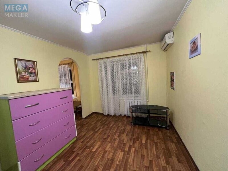 Оренда 1 кімнатної квартири, <a class="location-link" href="/kiev/" title="Недвижимость Київ">Київ</a>, <a class="location-link" href="/kiev/darnickij/" title="Недвижимость Дарницький район">Дарницький р-н</a>, Миколи Бажана просп., 5-Б (изображение 10)