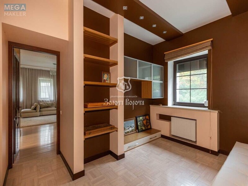 Продаж дома, 2&nbsp;поверху, 296,10&nbsp;кв.м, 4&nbsp;кімнати, ділянка 20&nbsp;соток, <a class="location-link" href="/vishenki-selo-kv/" title="Недвижимость Вишеньки">Вишеньки</a>, Грушевського вул., 2 (изображение 13)