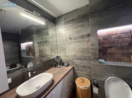 Оренда 2 кімнатної квартири, <a class="location-link" href="/kiev/" title="Недвижимость Київ">Київ</a>, <a class="location-link" href="/kiev/shevchenkovskij/" title="Недвижимость Шевченківський район">Шевченківський р-н</a>, Белорусская ул., 36А (изображение 7)