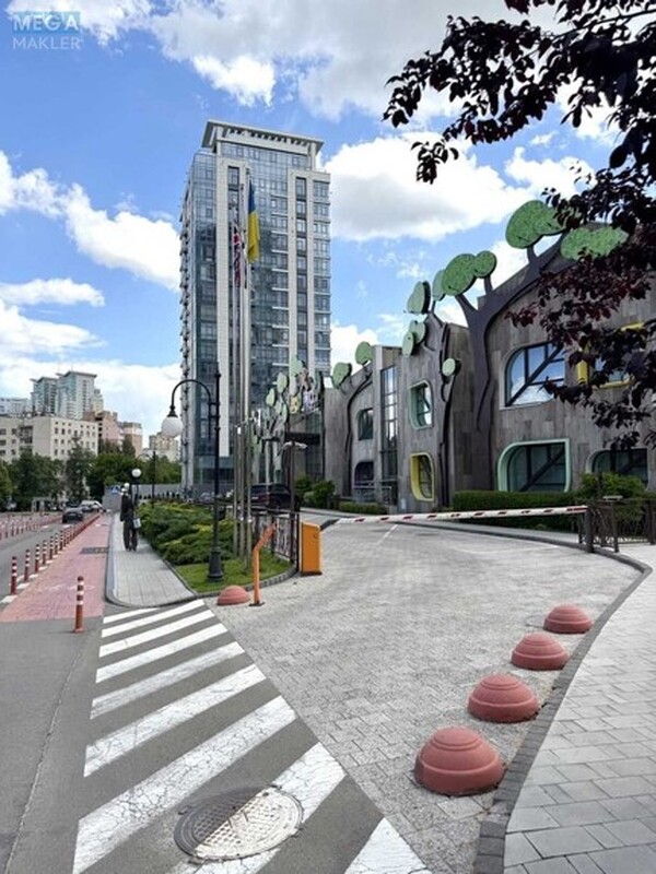 Продаж 2 кімнатної квартири (70,8/?/13,3), 8 пов. 24 пов. будинку, <a class="location-link" href="/kiev/" title="Недвижимость Київ">Київ</a>, <a class="location-link" href="/kiev/pecherskij/" title="Недвижимость Печерський район">Печерський р-н</a>, Андрія Верхогляда вул. (изображение 12)