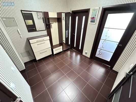 Оренда 1 кімнатної квартири, <a class="location-link" href="/kiev/" title="Недвижимость Київ">Київ</a>, <a class="location-link" href="/kiev/darnickij/" title="Недвижимость Дарницький район">Дарницький р-н</a>, Урлівська вул., 23В (изображение 2)
