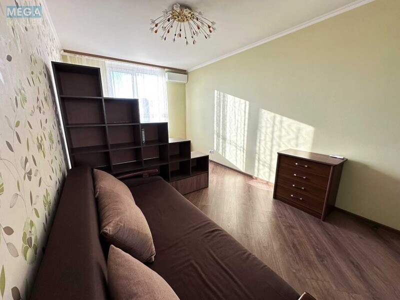 Оренда 1 кімнатної квартири, <a class="location-link" href="/kiev/" title="Недвижимость Київ">Київ</a>, <a class="location-link" href="/kiev/darnickij/" title="Недвижимость Дарницький район">Дарницький р-н</a>, Урлівська вул., 23В (изображение 4)