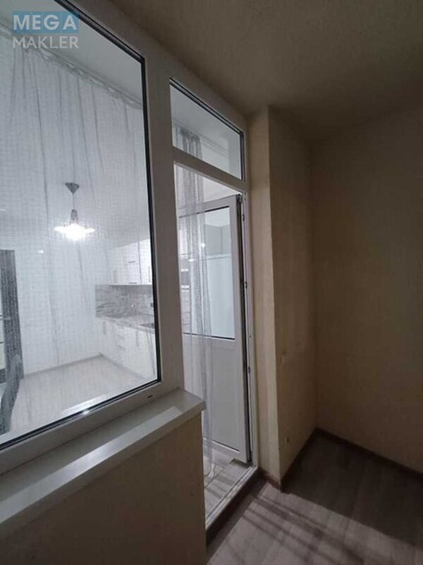 Оренда 1 кімнатної квартири, <a class="location-link" href="/kiev/" title="Недвижимость Київ">Київ</a>, <a class="location-link" href="/kiev/goloseevskij/" title="Недвижимость Голосіївський район">Голосіївський р-н</a>, Академіка Глушкова просп., 101 (изображение 3)