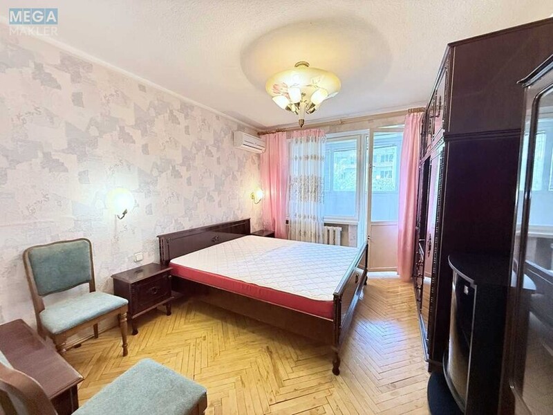 Оренда 2 кімнатної квартири, <a class="location-link" href="/kiev/" title="Недвижимость Київ">Київ</a>, <a class="location-link" href="/kiev/pecherskij/" title="Недвижимость Печерський район">Печерський р-н</a>, Предславинська вул., 25 (изображение 9)