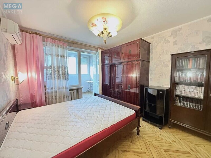 Оренда 2 кімнатної квартири, <a class="location-link" href="/kiev/" title="Недвижимость Київ">Київ</a>, <a class="location-link" href="/kiev/pecherskij/" title="Недвижимость Печерський район">Печерський р-н</a>, Предславинська вул., 25 (изображение 10)
