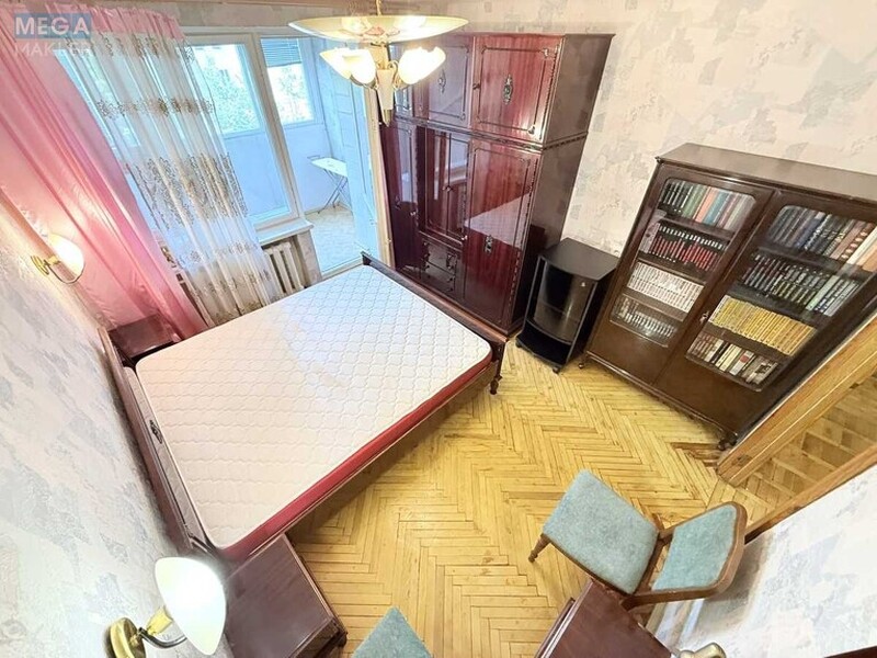 Оренда 2 кімнатної квартири, <a class="location-link" href="/kiev/" title="Недвижимость Київ">Київ</a>, <a class="location-link" href="/kiev/pecherskij/" title="Недвижимость Печерський район">Печерський р-н</a>, Предславинська вул., 25 (изображение 11)