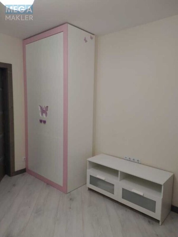Оренда 3 кімнатної квартири, <a class="location-link" href="/kiev/" title="Недвижимость Київ">Київ</a>, <a class="location-link" href="/kiev/goloseevskij/" title="Недвижимость Голосіївський район">Голосіївський р-н</a>, Голосіївська вул., 13а (изображение 17)