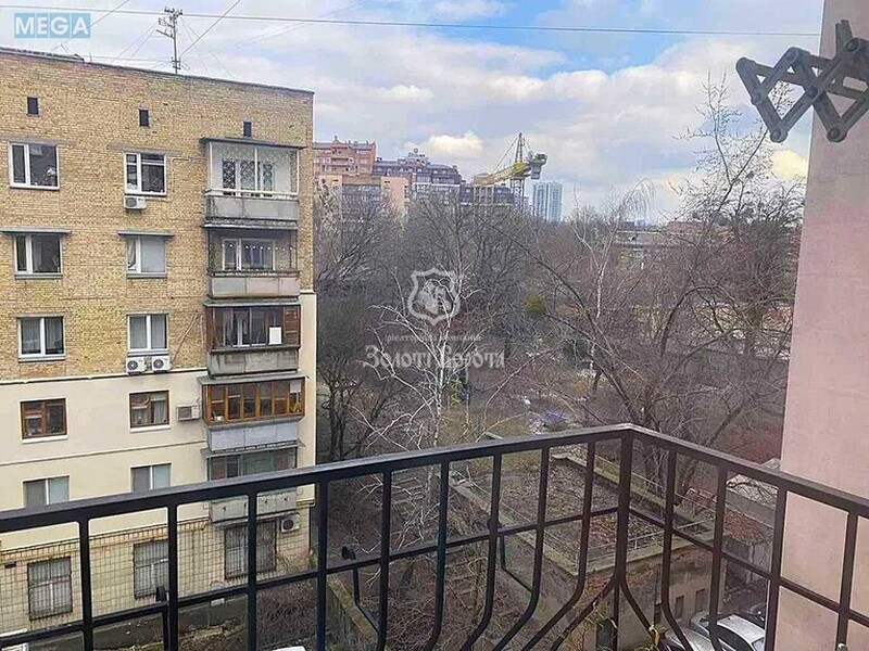 Продаж 5 кімнатної квартири (198,7/82,4/24,5), 6 пов. 6 пов. будинку, <a class="location-link" href="/kiev/" title="Недвижимость Київ">Київ</a>, <a class="location-link" href="/kiev/shevchenkovskij/" title="Недвижимость Шевченківський район">Шевченківський р-н</a>, Тургенєвська вул., 74а (изображение 11)