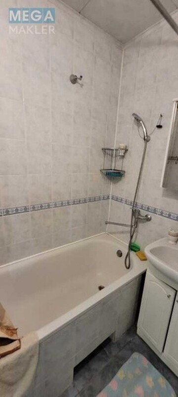 Оренда 2 кімнатної квартири, <a class="location-link" href="/kiev/" title="Недвижимость Київ">Київ</a>, <a class="location-link" href="/kiev/solomenskij/" title="Недвижимость Солом'янський район">Солом'янський р-н</a>, Курська вул., 11 (изображение 10)