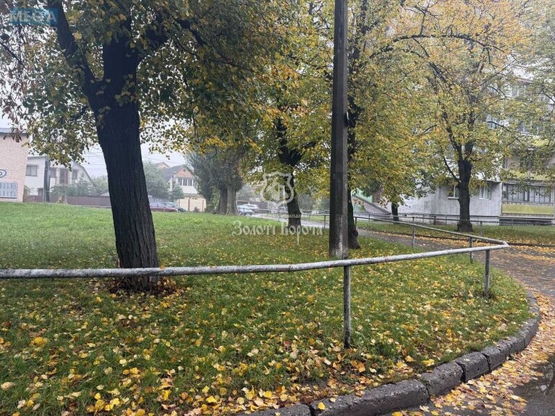 Продаж 1 кімнатної квартири (32,4/12,9/7,3), 8 пов. 9 пов. будинку, <a class="location-link" href="/kiev/" title="Недвижимость Київ">Київ</a>, <a class="location-link" href="/kiev/svyatoshinskij/" title="Недвижимость Святошинський район">Святошинський р-н</a>, Зодчих вул., 74 (изображение 13)