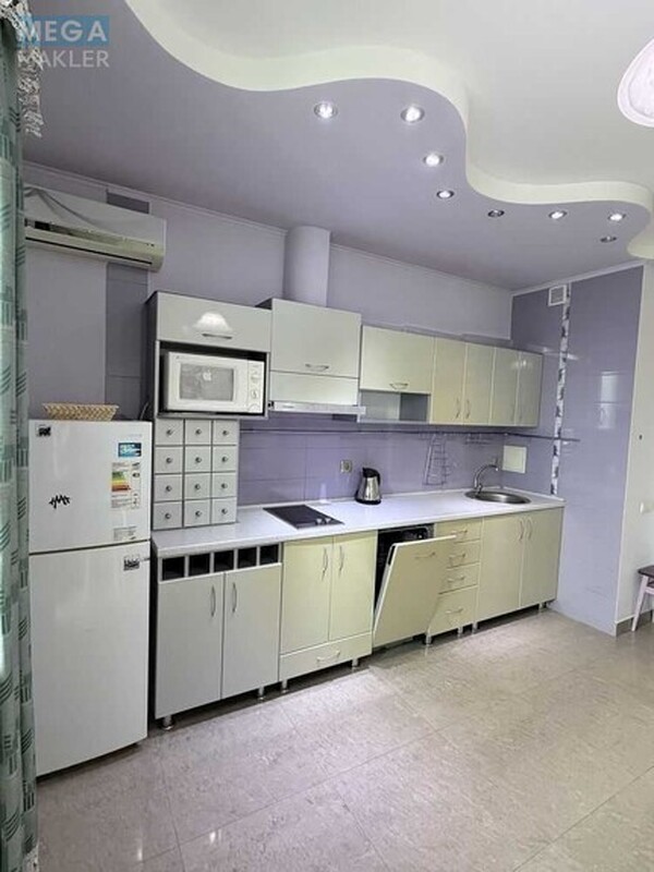Оренда 1 кімнатної квартири, <a class="location-link" href="/kiev/" title="Недвижимость Київ">Київ</a>, <a class="location-link" href="/kiev/obolonskij/" title="Недвижимость Оболонський район">Оболонський р-н</a>, Героев Сталинграда просп., 2д (изображение 2)