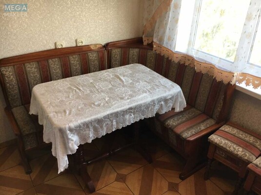Оренда 2 кімнатної квартири, <a class="location-link" href="/kiev/" title="Недвижимость Київ">Київ</a>, <a class="location-link" href="/kiev/svyatoshinskij/" title="Недвижимость Святошинський район">Святошинський р-н</a>, Академика Королева просп., 12г (изображение 10)