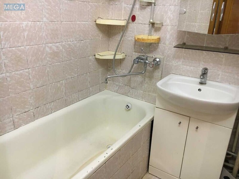 Оренда 2 кімнатної квартири, <a class="location-link" href="/kiev/" title="Недвижимость Київ">Київ</a>, <a class="location-link" href="/kiev/svyatoshinskij/" title="Недвижимость Святошинський район">Святошинський р-н</a>, Академика Королева просп., 12г (изображение 13)