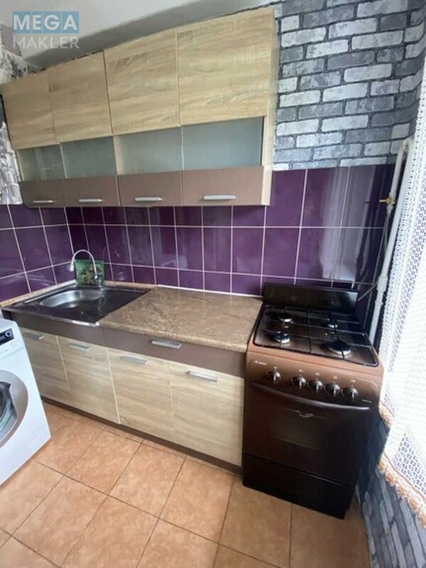 Оренда 1 кімнатної квартири, <a class="location-link" href="/kiev/" title="Недвижимость Київ">Київ</a>, <a class="location-link" href="/kiev/podolskij/" title="Недвижимость Подільський район">Подільський р-н</a>, Межевой пер., 3а (изображение 5)