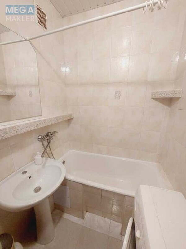Оренда 1 кімнатної квартири, <a class="location-link" href="/kiev/" title="Недвижимость Київ">Київ</a>, <a class="location-link" href="/kiev/pecherskij/" title="Недвижимость Печерський район">Печерський р-н</a>, Василия Тютюнника ул., 22/26 (изображение 6)