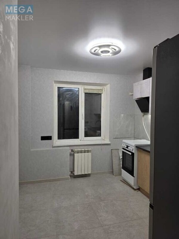 Продаж 3 кімнатної квартири (72/42/9), 1 пов. 9 пов. будинку, <a class="location-link" href="/kiev/" title="Недвижимость Київ">Київ</a>, <a class="location-link" href="/kiev/desnyanskij/" title="Недвижимость Деснянський район">Деснянський р-н</a>, Владимира Маяковского просп., 22А (изображение 2)