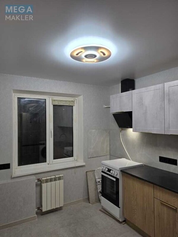 Продаж 3 кімнатної квартири (72/42/9), 1 пов. 9 пов. будинку, <a class="location-link" href="/kiev/" title="Недвижимость Київ">Київ</a>, <a class="location-link" href="/kiev/desnyanskij/" title="Недвижимость Деснянський район">Деснянський р-н</a>, Владимира Маяковского просп., 22А (изображение 3)