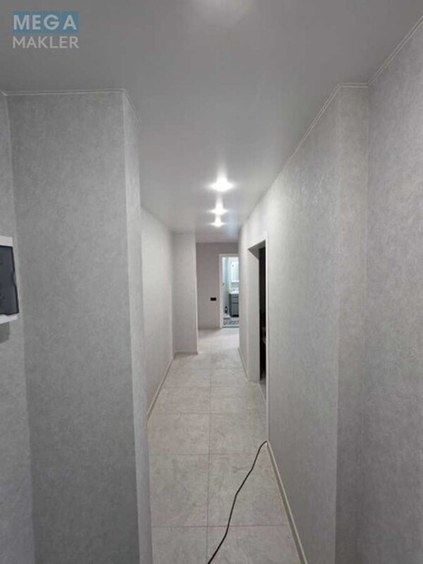 Продаж 3 кімнатної квартири (72/42/9), 1 пов. 9 пов. будинку, <a class="location-link" href="/kiev/" title="Недвижимость Київ">Київ</a>, <a class="location-link" href="/kiev/desnyanskij/" title="Недвижимость Деснянський район">Деснянський р-н</a>, Владимира Маяковского просп., 22А (изображение 7)