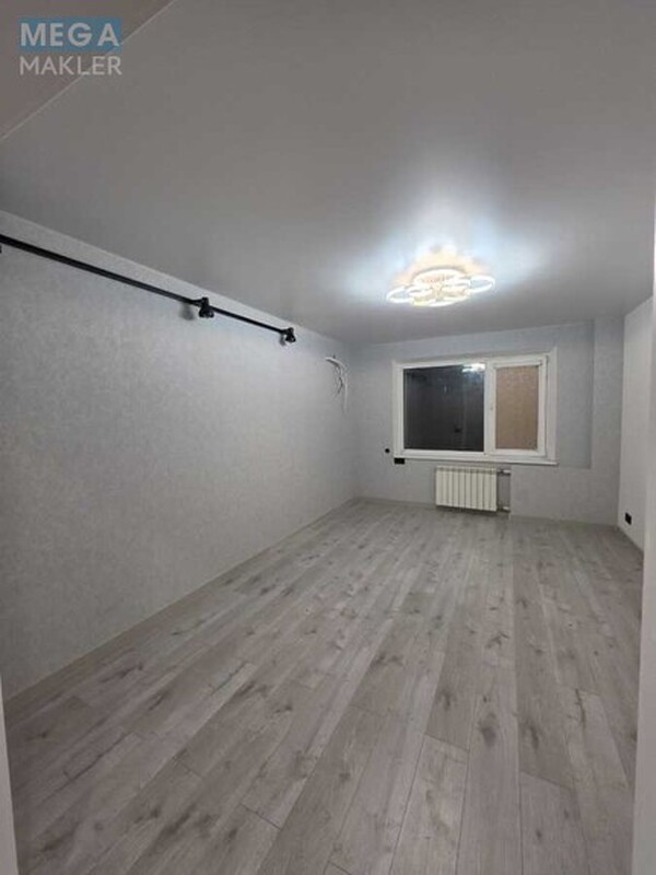Продаж 3 кімнатної квартири (72/42/9), 1 пов. 9 пов. будинку, <a class="location-link" href="/kiev/" title="Недвижимость Київ">Київ</a>, <a class="location-link" href="/kiev/desnyanskij/" title="Недвижимость Деснянський район">Деснянський р-н</a>, Владимира Маяковского просп., 22А (изображение 9)