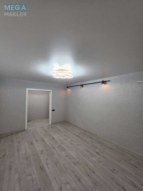 Продаж 3 кімнатної квартири (72/42/9), 1 пов. 9 пов. будинку, <a class="location-link" href="/kiev/" title="Недвижимость Київ">Київ</a>, <a class="location-link" href="/kiev/desnyanskij/" title="Недвижимость Деснянський район">Деснянський р-н</a>, Владимира Маяковского просп., 22А (изображение 12)