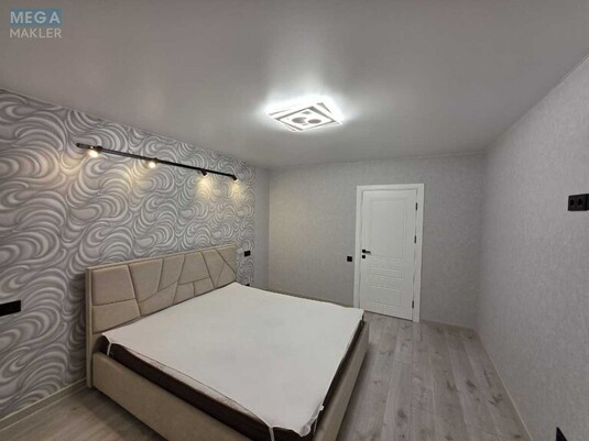 Продаж 3 кімнатної квартири (72/42/9), 1 пов. 9 пов. будинку, <a class="location-link" href="/kiev/" title="Недвижимость Київ">Київ</a>, <a class="location-link" href="/kiev/desnyanskij/" title="Недвижимость Деснянський район">Деснянський р-н</a>, Владимира Маяковского просп., 22А (изображение 19)