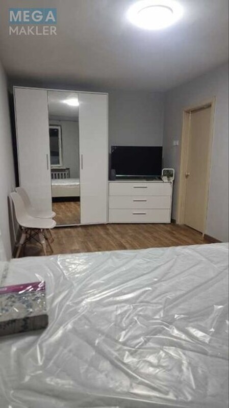 Продаж 1 кімнатної квартири (35/17/7,7), 2 пов. 5 пов. будинку, <a class="location-link" href="/kiev/" title="Недвижимость Київ">Київ</a>, <a class="location-link" href="/kiev/goloseevskij/" title="Недвижимость Голосіївський район">Голосіївський р-н</a>, Науки просп., 86/2 (изображение 2)