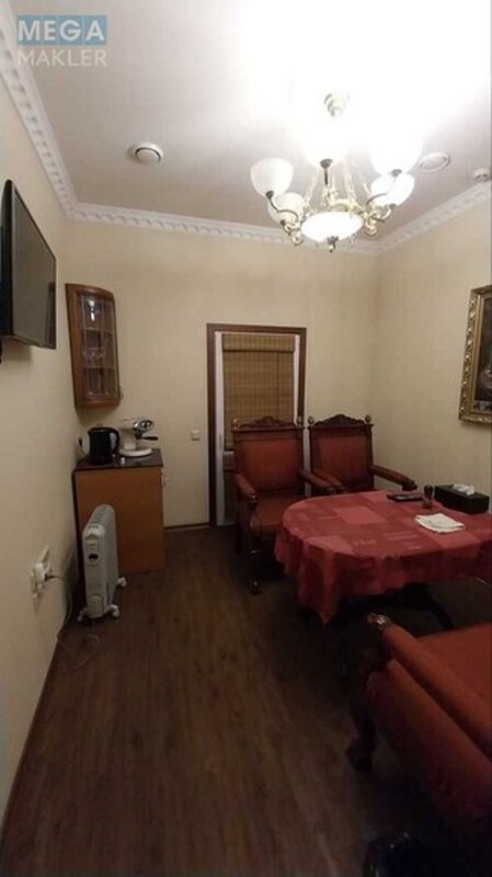 Продаж комерційної нерухомості, 206&nbsp;кв.м, под офис, <a class="location-link" href="/kiev/" title="Недвижимость Київ">Київ</a>, <a class="location-link" href="/kiev/solomenskij/" title="Недвижимость Солом'янський район">Солом'янський р-н</a>, Вацлава Гавела бульв., 16а (изображение 7)
